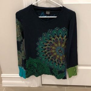 Stunning vibrant cotton Desigual sweater